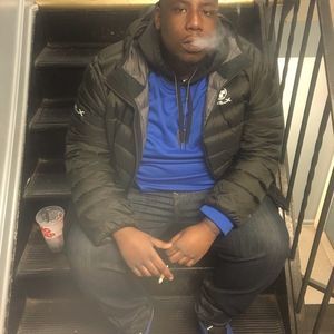 Meet your Posher, Lorenzo